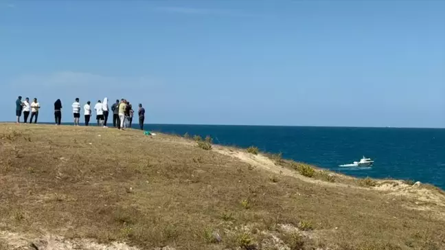 Sarıyer'de Denizde Kaybolan Kişiyi Arama Çalışmaları Devam Ediyor