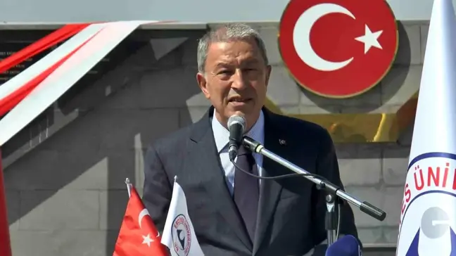 Hulusi Akar: 