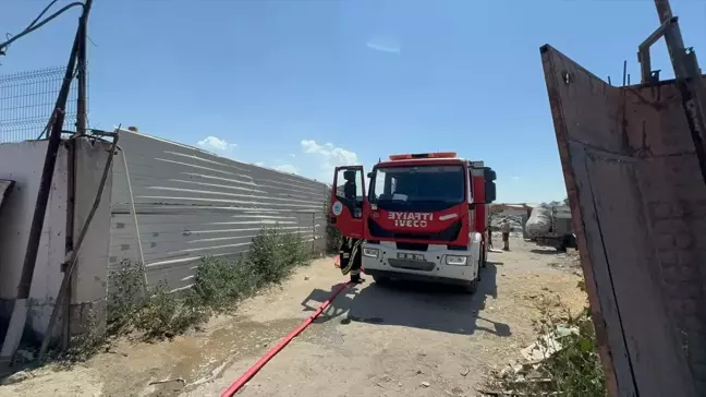 Çorlu'da Plastik Atık Geri Dönüşüm Tesisi Yangını Söndürüldü