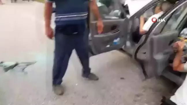 Burdur'da feci kaza: İki otomobil kafa kafaya çarpıştı: 1 ölü, 9 yaralı