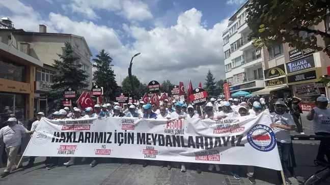 Memur-Sen Konfederasyonu Üyeleri Bolu'dan Ankara'ya Yürüyor