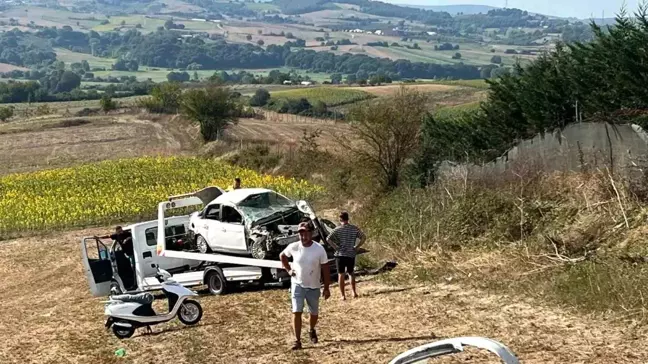 Sakarya'da Otomobil Kazası: Bir Genç Hayatını Kaybetti