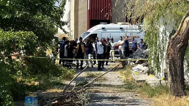 Malatya'da tartıştığı kişiyi öldüren şüpheli polise teslim oldu