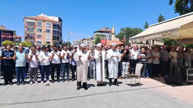 İsmail Haniye için Karaman'da gıyabi cenaze namazı kılındı