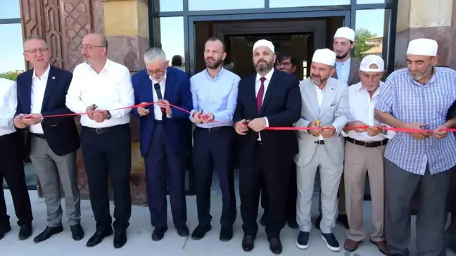 Kütahya'da Yapılan Kevser Camii Dualarla Açıldı