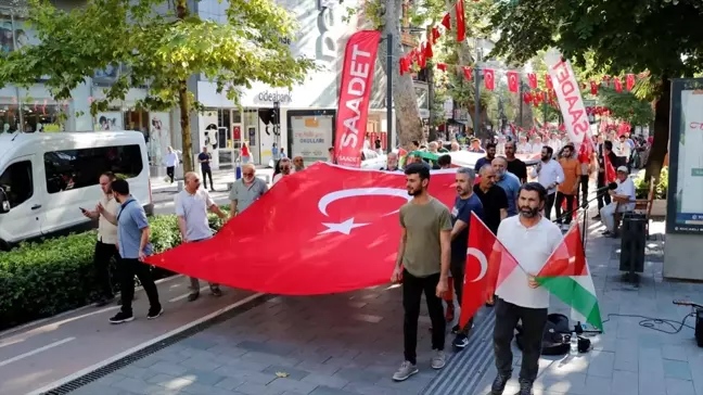 İzmit'te Hamas liderine suikast ve İsrail saldırıları protesto edildi