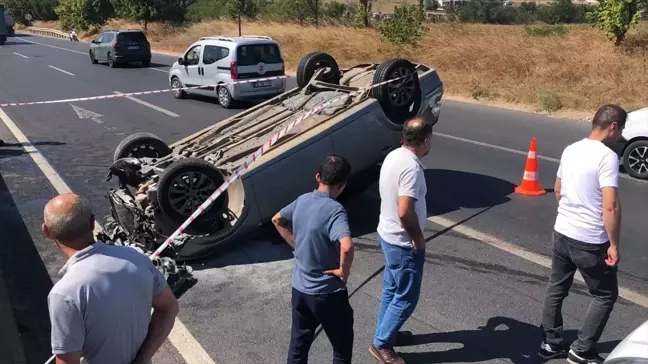 Çorlu'da Otomobil Devrildi, Sürücü Yaralandı