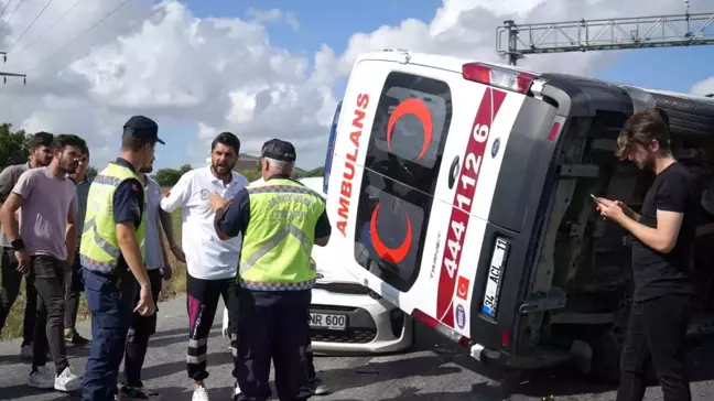 İstanbul'da Ambulans Kaza Yaptı: Ölen veya Yaralanan Yok