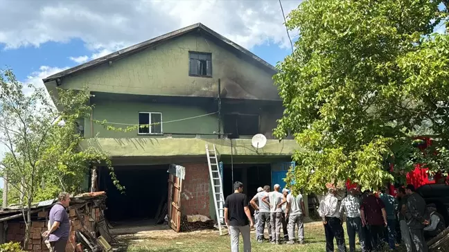 Karabük'ün Eflani ilçesinde çıkan yangın söndürüldü