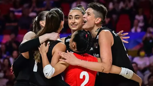 CANLI ANLATIM | Türkiye-Brezilya voleybol maçı canlı yayın izle! Paris 2024 Filenin Sultanları bronz madalya