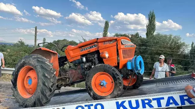 Uşak'ta Traktör Kazası: Sürücü Hayatını Kaybetti