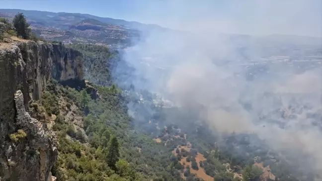 Silifke'de Orman Yangını Söndürme Çalışmaları Başladı