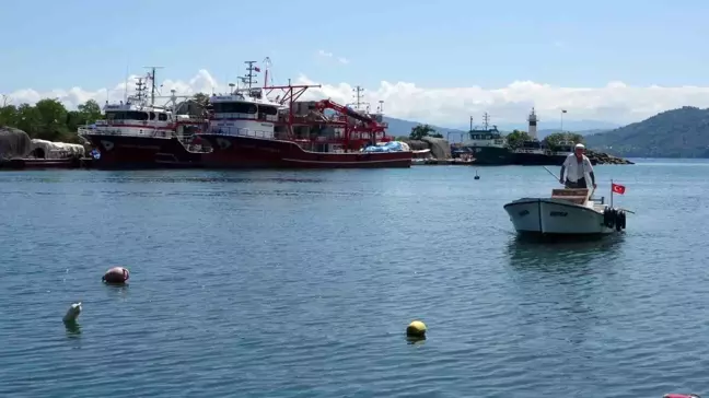 Karadeniz'de Balıkçılar Sezonun Açılmasını Bekliyor