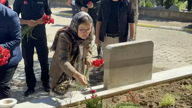 Yalova'da 17 Ağustos Depremi Anma Töreni Düzenlendi