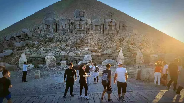 Nemrut Dağı'na Turist Sayısı Azaldı