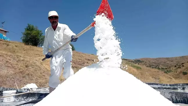 Tunceli'de Üretilen Doğal Kaynak Tuzları İnsan Sağlığına Yararlı 84 Mineral İçeriyor