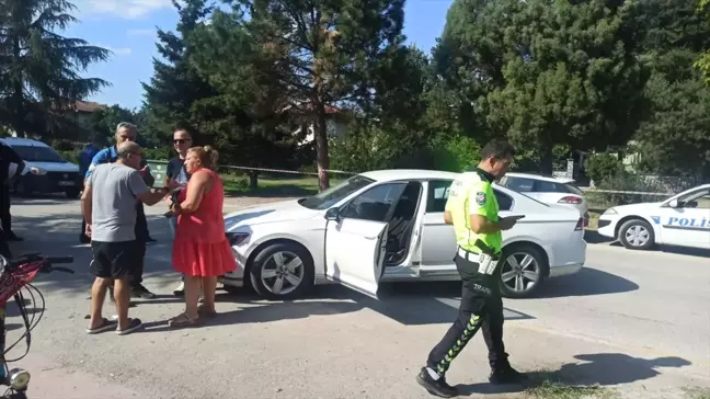 Sapanca'da motosiklet sürücüsü otomobille çarpıştı, hayatını kaybetti