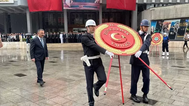 Atatürk'ün Zonguldak'a Gelişinin 93. Yıl Dönümü Kutlandı