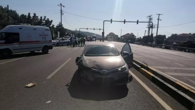 Muğla'da otomobil ve elektrikli bisiklet çarpıştı, 1 kişi ağır yaralandı