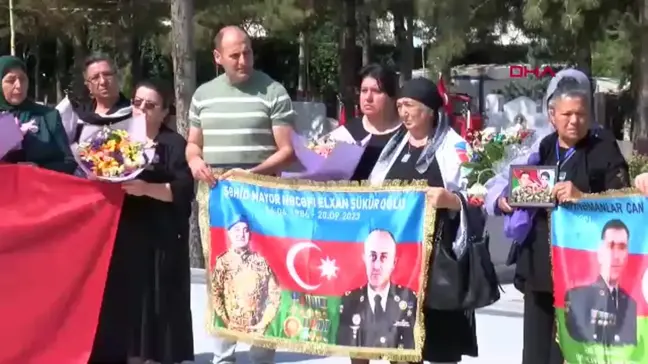 Azerbaycanlı 30 şehit ailesi Cebeci Askeri Şehitliği'ni ziyaret etti