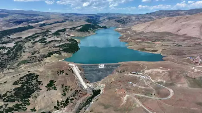 DSİ, Erzurum Hınıs Başköy Barajı Sulaması ile tarım arazilerini sulamaya açıyor