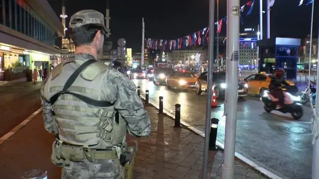 İstanbul Emniyet Müdürlüğü 'Huzur İstanbul' denetimi gerçekleştirdi