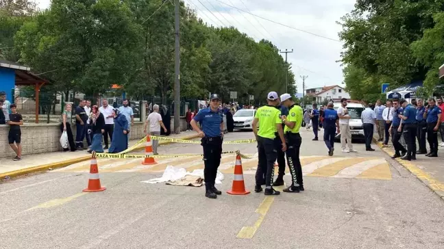 Kartepe'de Bisiklet Kazası: Öğrenci Ağır Yaralandı