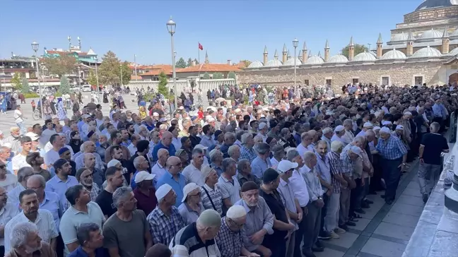 Konya'da İsrail'in saldırılarında hayatını kaybeden Ayşenur Ezgi Eygi için gıyabi cenaze namazı kılındı