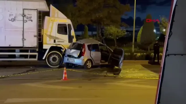 Konya'da Kamyonun Çarptığı Otomobilin Sürücüsü Hayatını Kaybetti