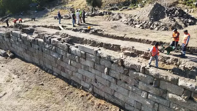 Labraunda Antik Kenti'nde Kazı Çalışmaları Devam Ediyor