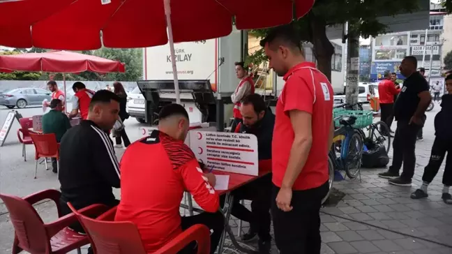 Iğdır'da Futbol Hakemleri Kan Bağışında Bulundu