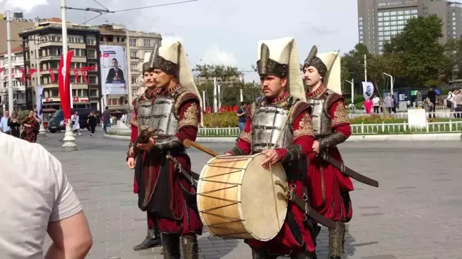 Mehmed: Fetihler Sultanı Dizisinin Yeni Sezon Tanıtımı Taksim'de Yapıldı