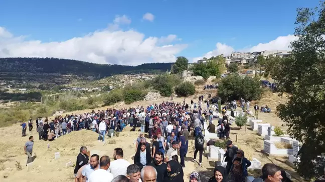 Mersin'de Yol Kapama Tartışması Kanlı Bitti: 3 Kişi Öldürüldü