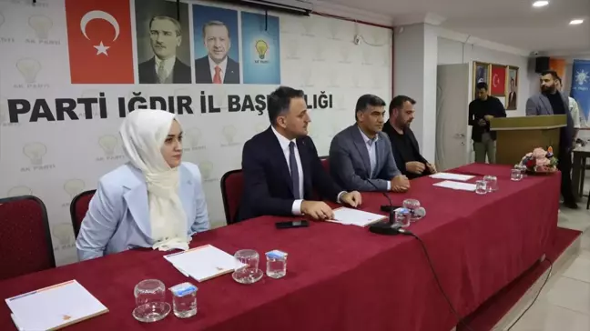 Bakan Yardımcısı Eminoğlu Iğdır'da Gençlerle Buluştu