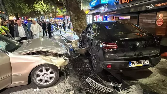 Üsküdar'da Trafik Kazası: 4 Yaralı, 1'i Ağır