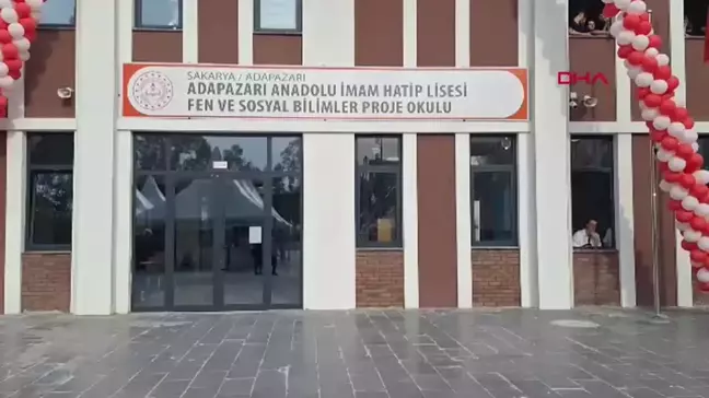 Bakan Tekin Sakarya'da Esnaf Ziyareti ve Yeni Okul Açılışı Gerçekleştirdi