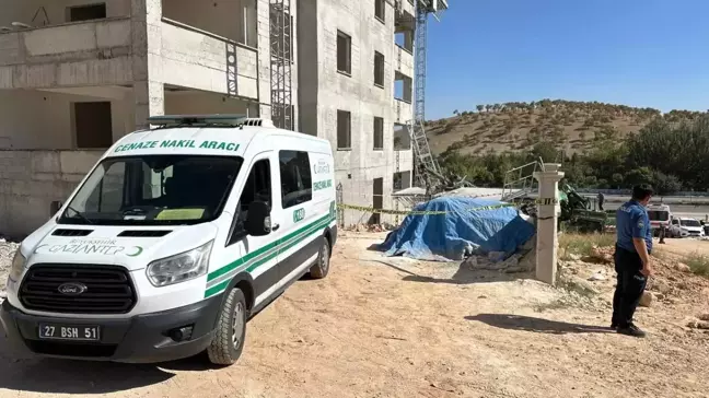 Gaziantep'te Devrilen Vincin Altında Kalıp Hayatını Kaybeden İnşaat İşçisi