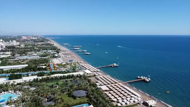 Antalya'da Alman Turist Sayısında Rekor: 2 Milyon 235 Bin 311 Almanya'dan Geldi