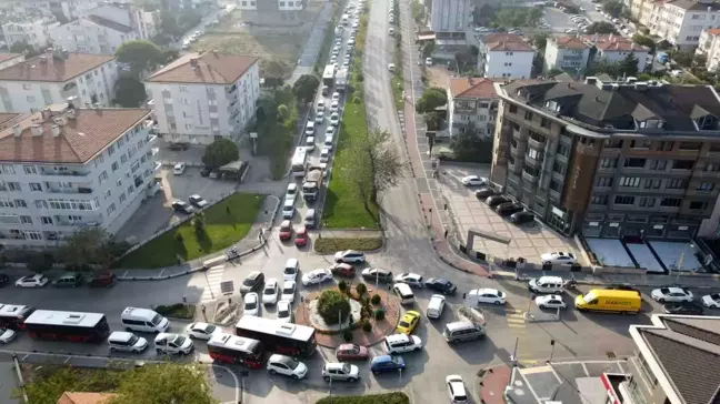 Bandırma'da Kavşak Kapatıldı, Trafik Yoğunluğu Arttı