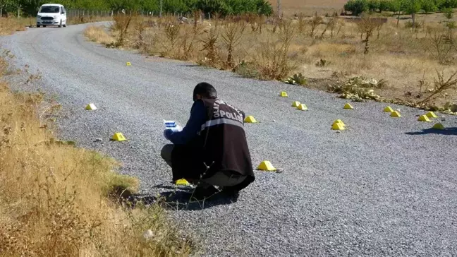 Malatya'da Mezarlıkta Silahlı Çatışma: 1 Yaralı, 4 Gözaltı