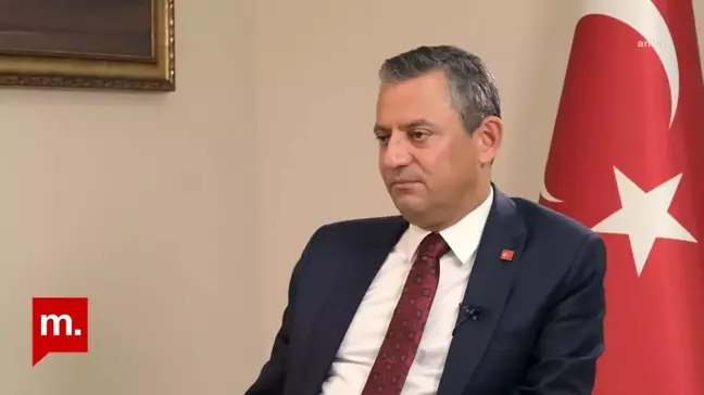 Özgür Özel: 