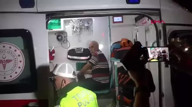 Samsun'da Tramvay Ambulansa Çarptı: 4 Yaralı