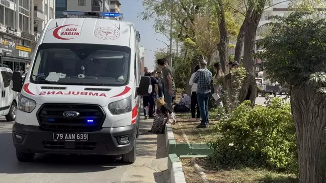 Kilis'te Motosiklet Kazası: 3 Yaralı