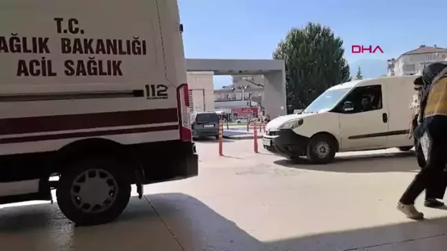 Kriko İnişi Sebebiyle Araç Altında Kalan Adam Yaralandı