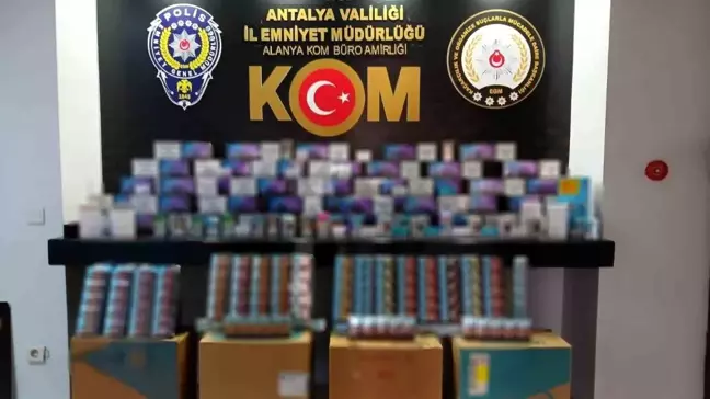 Antalya'da Kaçak Tütün ve Sigara Operasyonu: 15 Gözaltı, 3 Tutuklama