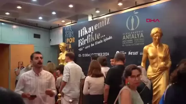 61. Antalya Altın Portakal Film Festivali'nde 'Savrulan Zaman' Gösterildi