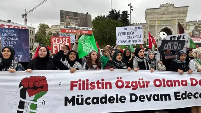 Fatih'te İsrail protestosu; sloganlar atan grup yürüyüş yaptı