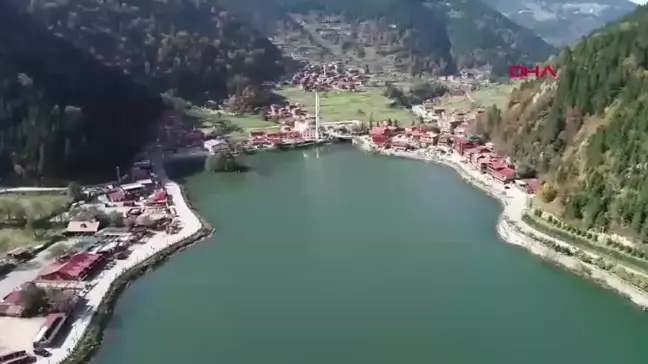 Uzungöl'de Kırmızı Benekli Alabalık Heykeli Dikildi