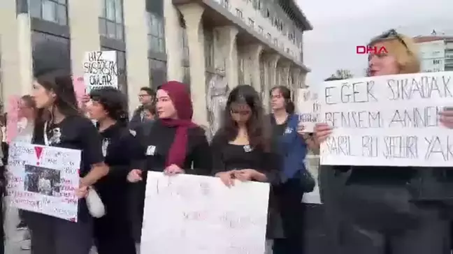 Kütahya'da Kadınlar Cinayetleri Protesto Etti