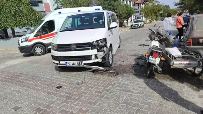 Manisa'da Motosiklet Kazasında Genç Sürücü Ağır Yaralandı